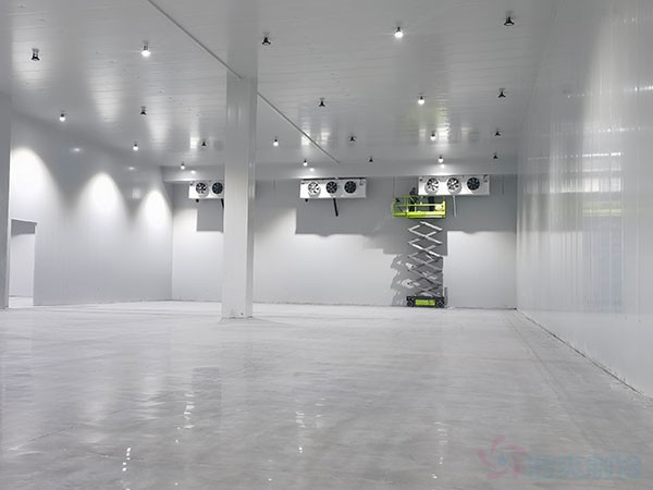 建造鋼結(jié)構(gòu)冷庫與土建冷庫造價(jià)一樣嗎